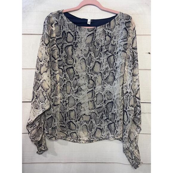 Glam Long Sleeve Top Size Large Animal Print - Picture 1 of 5